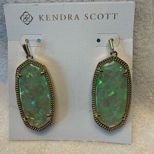 Kendra Scott Elle Iridescent Mint Green Drop Earrings